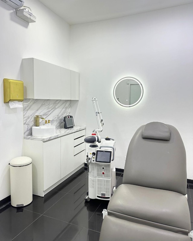 Consultorio equipado de Clínica Medilux en Cartago
